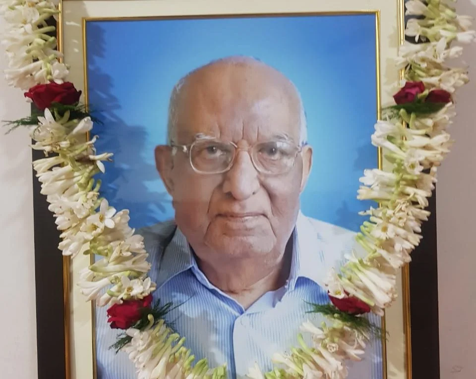 दीनबंधु दवे : सेवा एवं संस्कार की विरासत को दिया नया आयाम