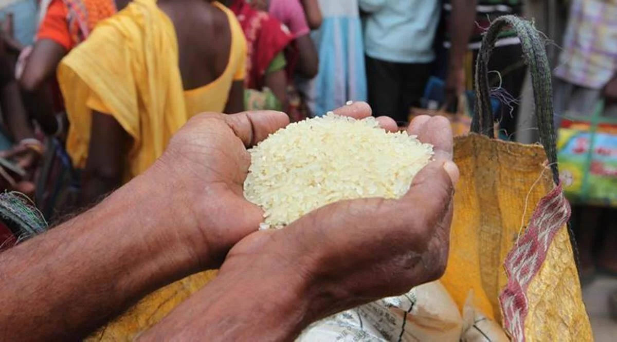इन स्‍थ‍ित‍ियों में कैंसिल हो जाएगा आपका राशन कार्ड, फटाफट जानें क्‍या है नया नियम?