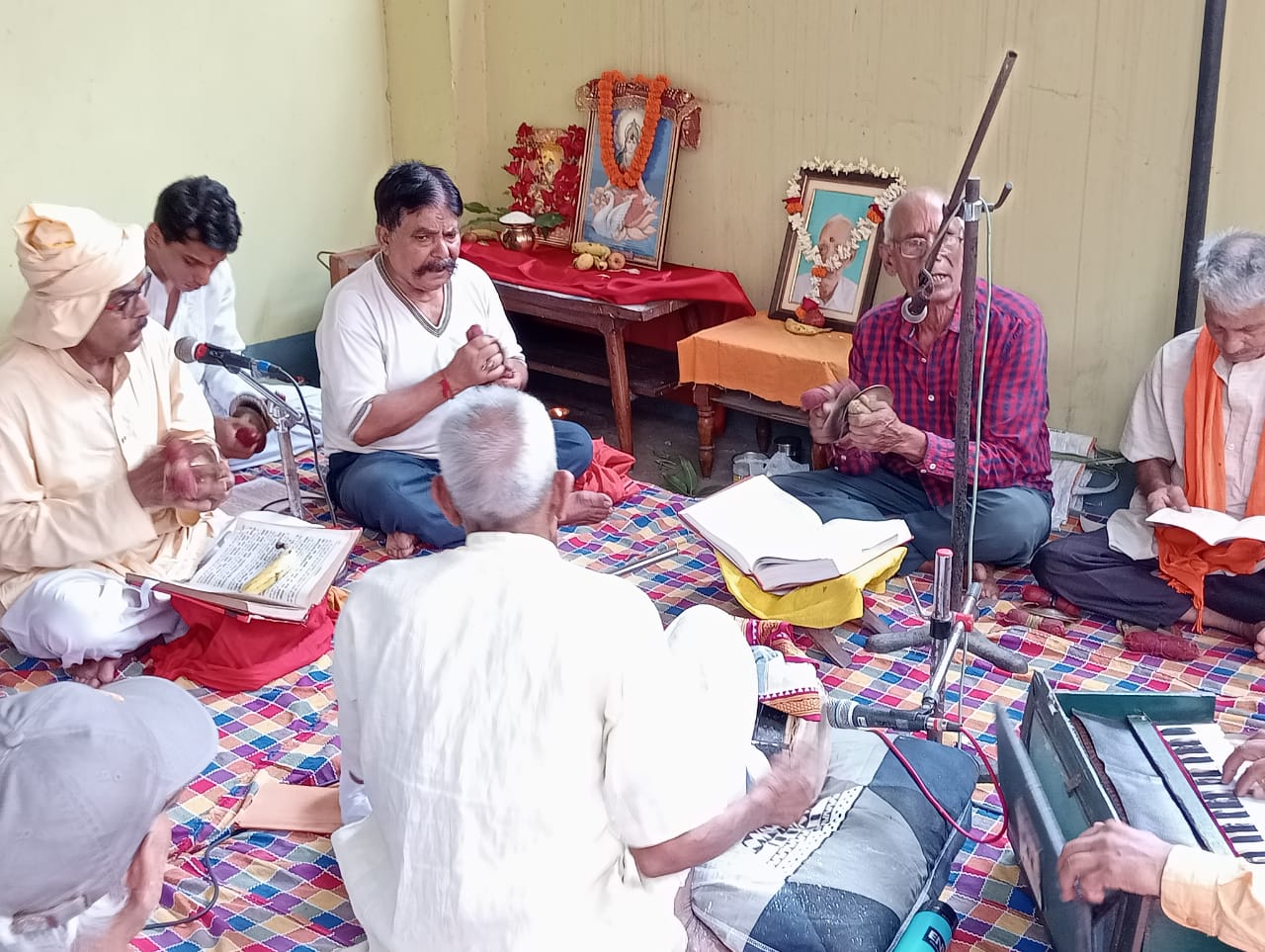 पांचवीं पुण्यतिथि पर याद किए गए धर्म के वाहक बैजू कुंवर, जमशेदपुर के आवास पर सुंदरकांड पाठ का आयोजन